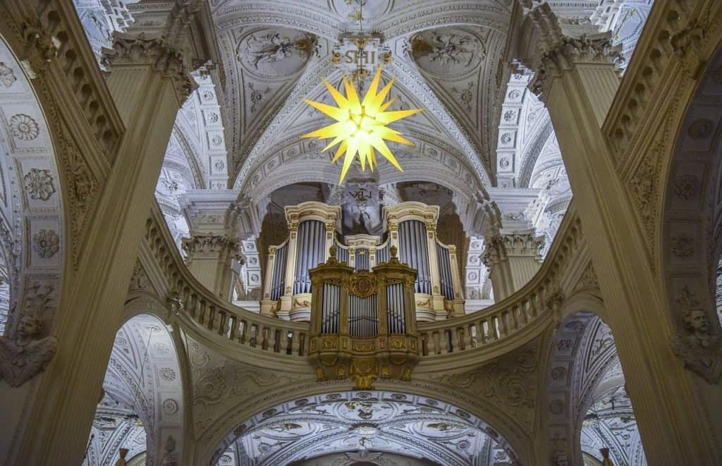 architecture, church, pipe organ