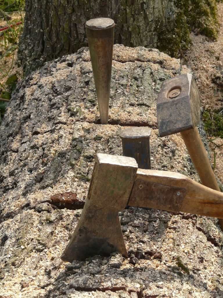 gap dies, hammer, ax