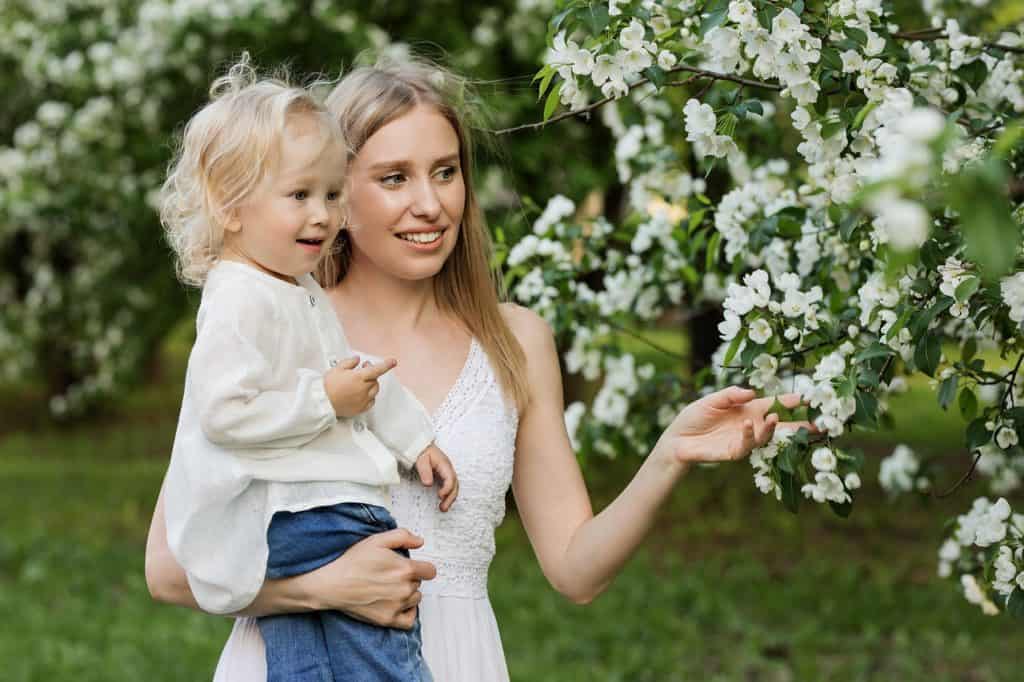 mom, daughter, family