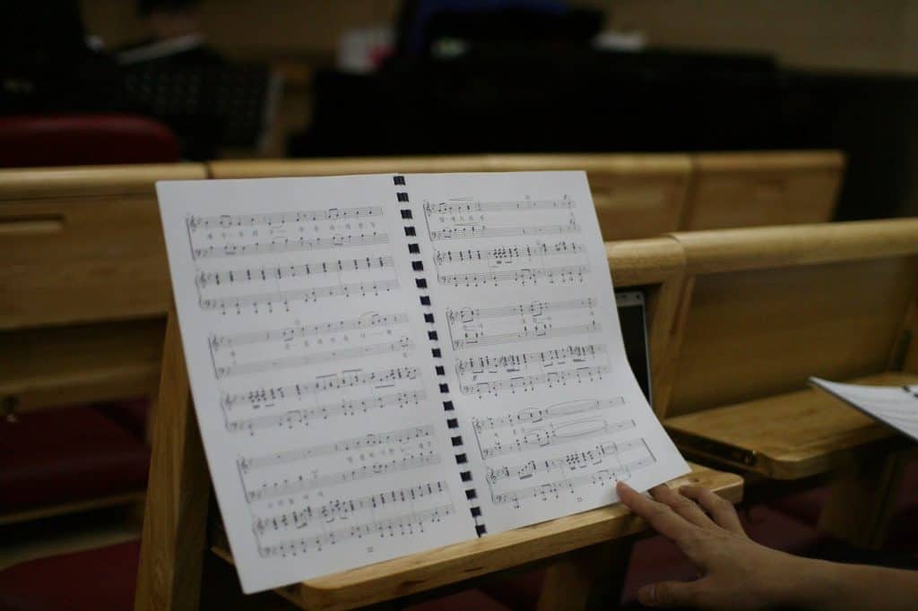 sheet music, church, praise-2380940.jpg